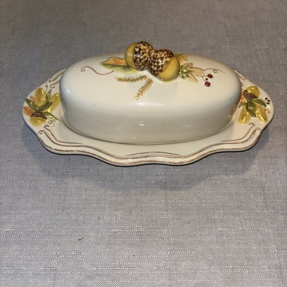 Pfaltzgraff Plymouth Butter Dish w Lid Acorn Holiday Fall Autumn Harvest Pumpkin